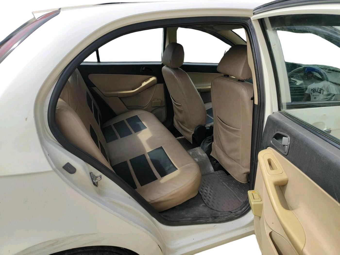 2013 Tata Indica Vista LS QUADRAJET, Diesel, Manual, 1,37,177 km, interior