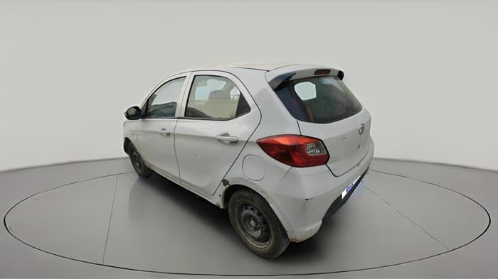 2018 Tata Tiago XT DIESEL, Diesel, Manual, 1,99,746 km, exterior
