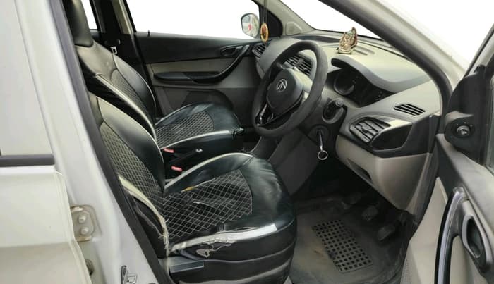 2018 Tata Tiago XT DIESEL, Diesel, Manual, 1,99,746 km, interior