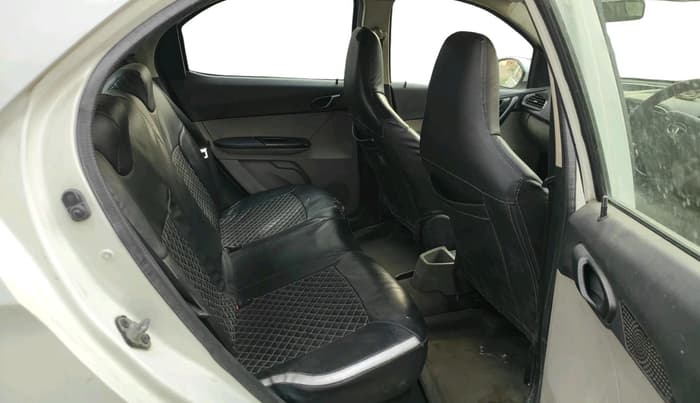 2018 Tata Tiago XT DIESEL, Diesel, Manual, 1,99,746 km, interior