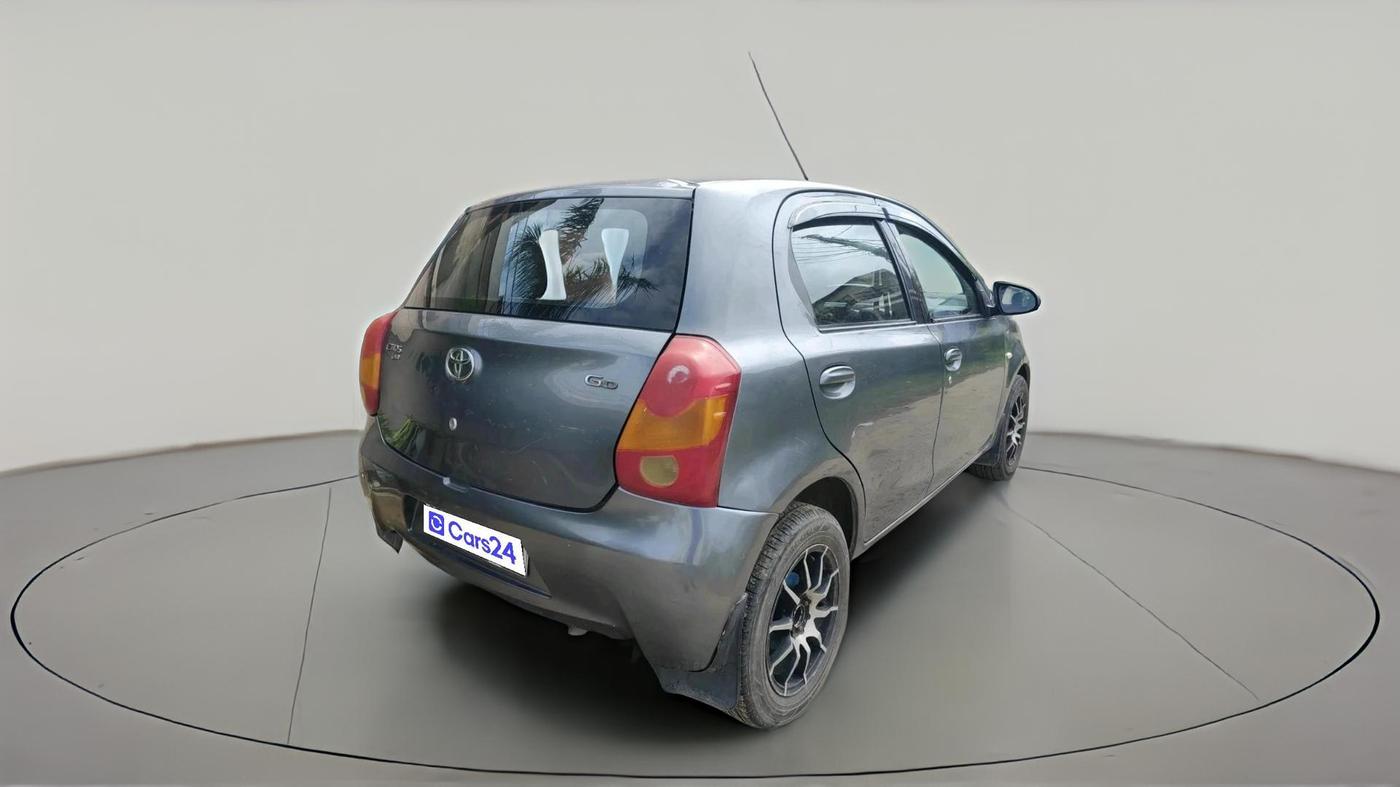 2013 Toyota Etios Liva GD, Diesel, Manual, 1,18,830 km, exterior