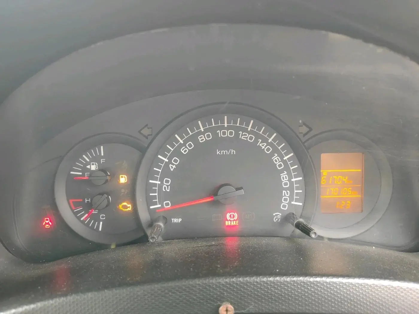 2017 Maruti Swift Dzire LXI, CNG, Manual, 1,70,105 km, interior