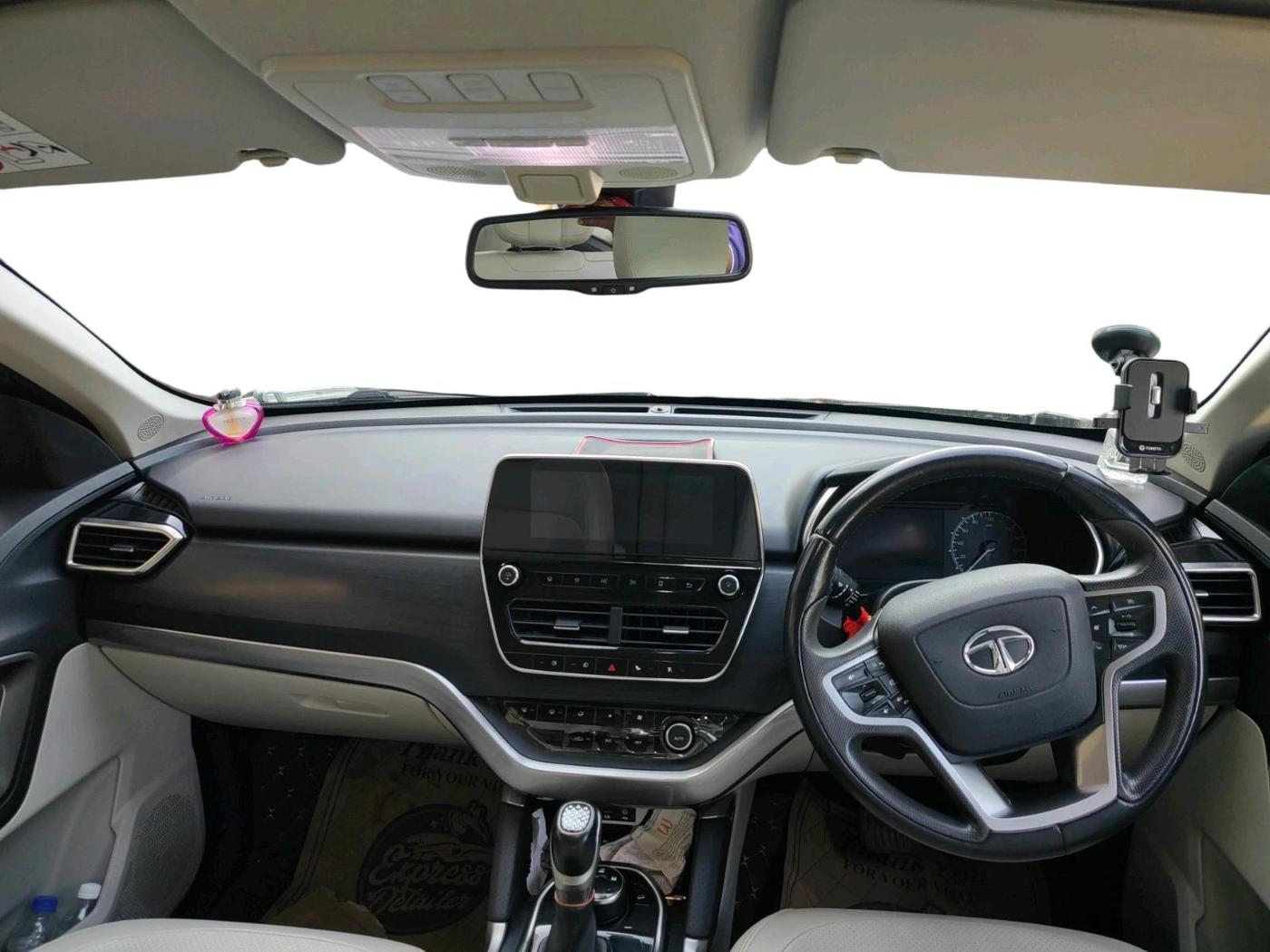 2022 Tata Safari XZA PLUS, Diesel, Automatic, 29,126 km, interior