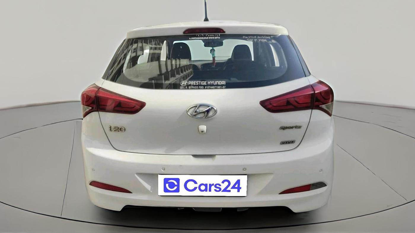2015 Hyundai Elite i20 SPORTZ 1.2 (O), Petrol, Manual, 1,24,973 km, exterior