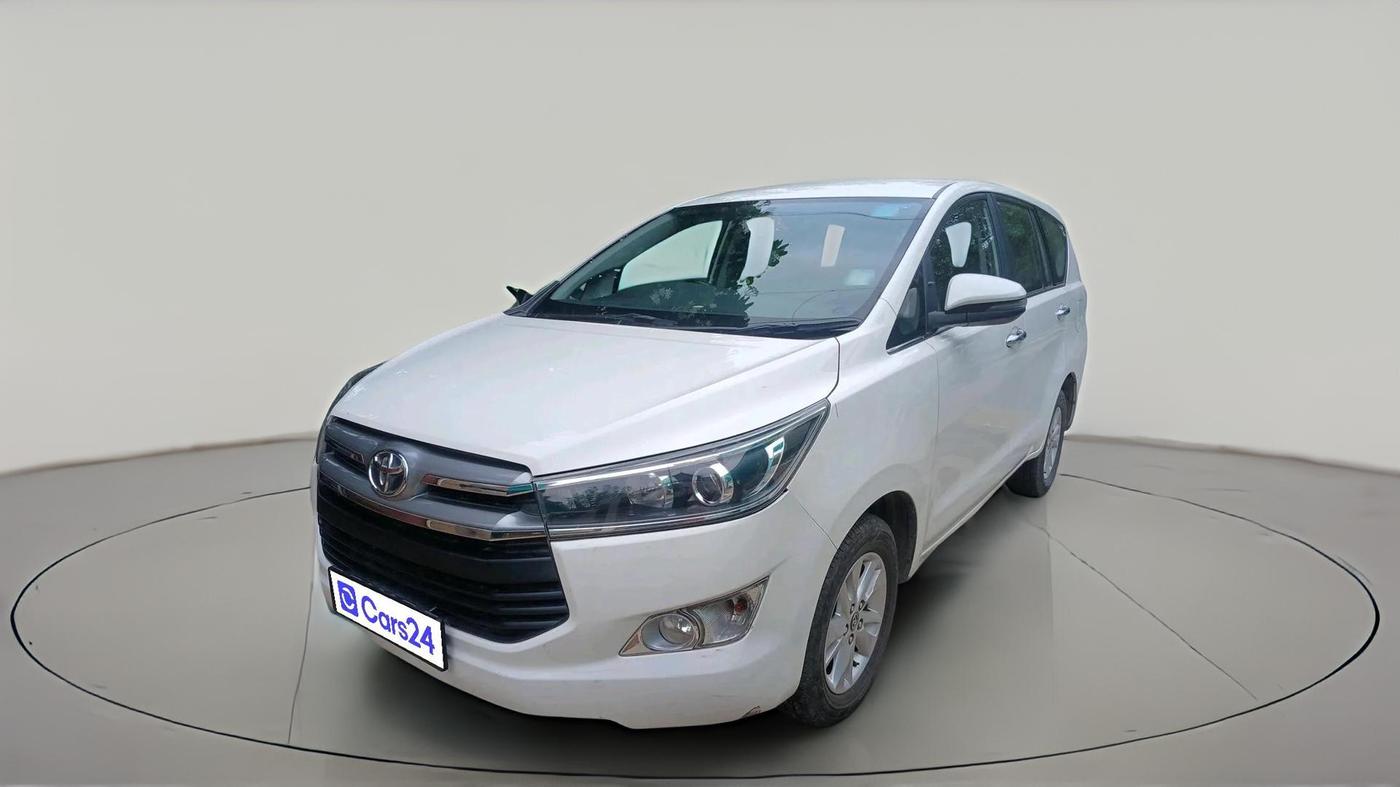 2018 Toyota Innova Crysta 2.4 VX 8 STR, Diesel, Manual, 81,444 km, exterior