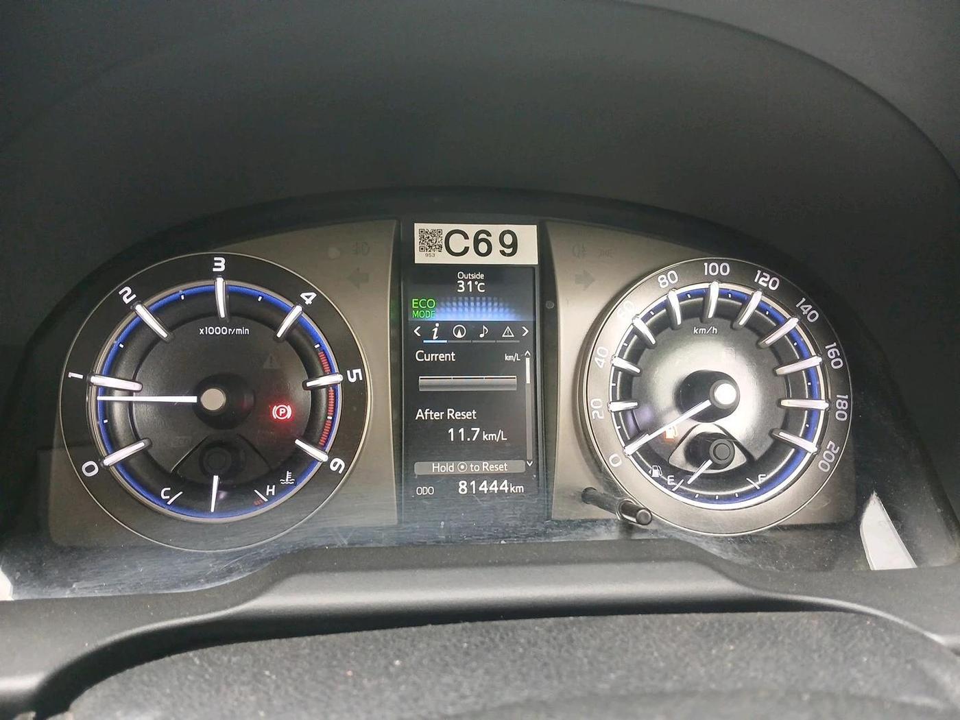 2018 Toyota Innova Crysta 2.4 VX 8 STR, Diesel, Manual, 81,444 km, interior