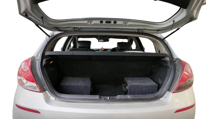 2013 Hyundai i20 SPORTZ 1.4 CRDI, Diesel, Manual, 88,234 km, exterior