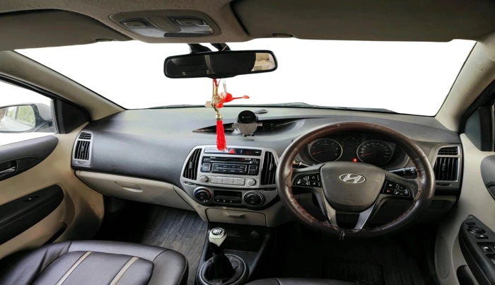 2013 Hyundai i20 SPORTZ 1.4 CRDI, Diesel, Manual, 88,234 km, interior