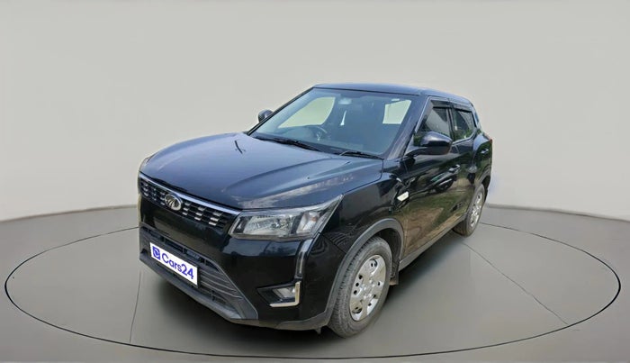 2021 Mahindra XUV300 W4 1.2 PETROL, Petrol, Manual, 82,713 km, exterior
