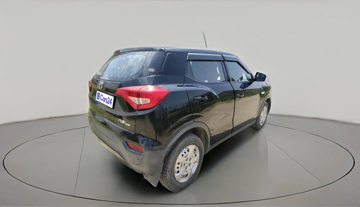2021 Mahindra XUV300 W4 1.2 PETROL, Petrol, Manual, 82,713 km, exterior