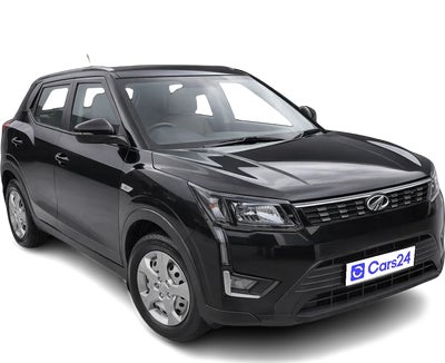 2021 Mahindra XUV300 - SUV - Petrol - Manual - ₹5.80 lakh