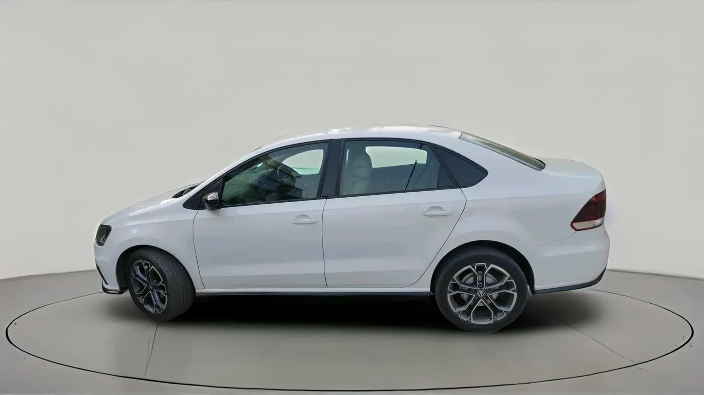 2021 Volkswagen Vento HIGHLINE 1.0L TSI AT, Petrol, Automatic, 85,000 km, exterior