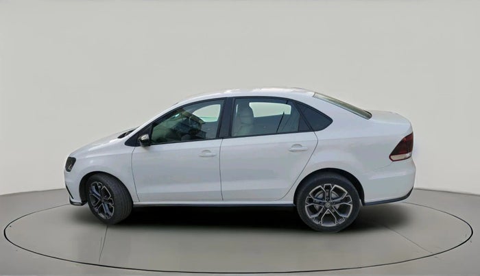 2021 Volkswagen Vento HIGHLINE 1.0L TSI AT, Petrol, Automatic, 84,241 km, exterior