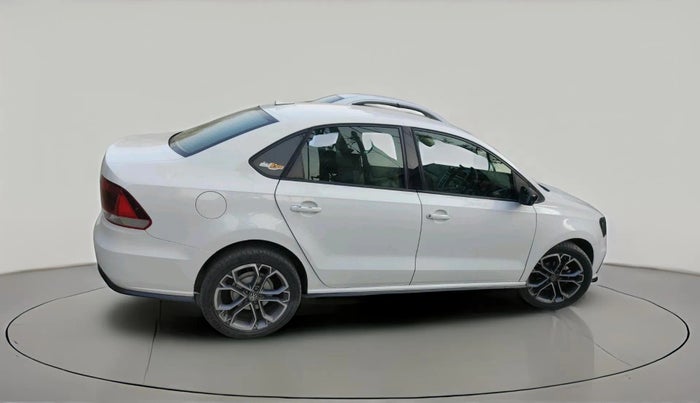 2021 Volkswagen Vento HIGHLINE 1.0L TSI AT, Petrol, Automatic, 84,241 km, exterior