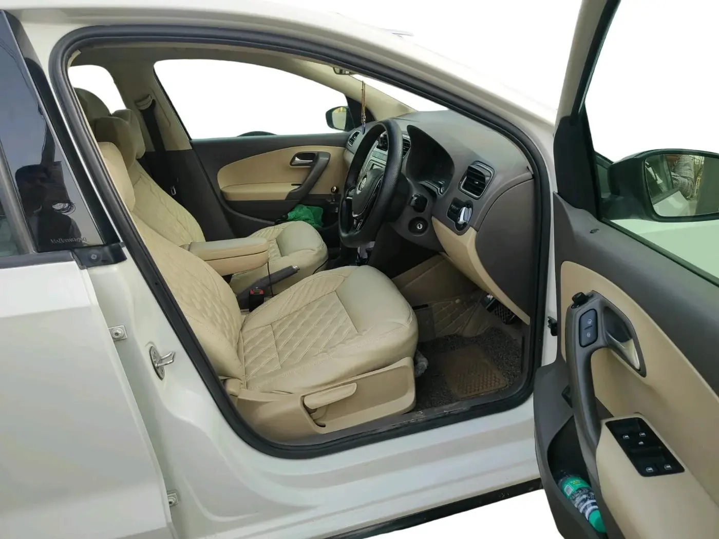 2021 Volkswagen Vento HIGHLINE 1.0L TSI AT, Petrol, Automatic, 85,000 km, interior