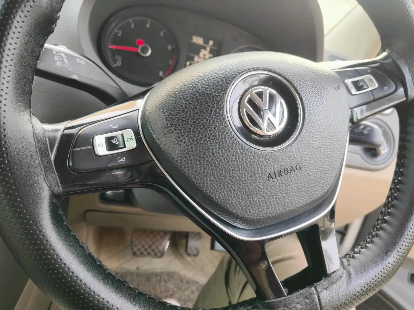 2021 Volkswagen Vento HIGHLINE 1.0L TSI AT, Petrol, Automatic, 85,000 km, interior