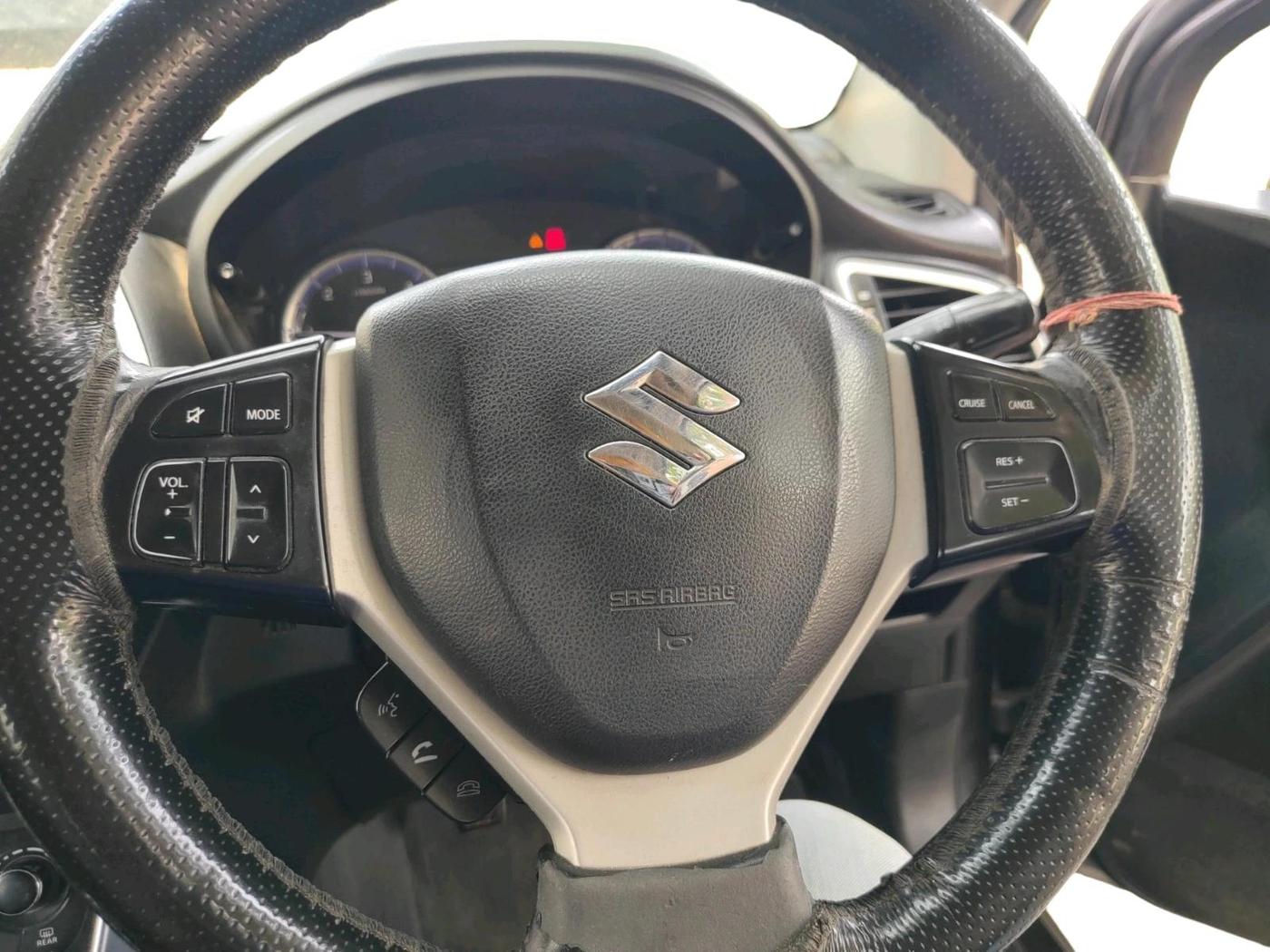 2018 Maruti S Cross ALPHA 1.3, Diesel, Manual, 1,07,679 km, interior