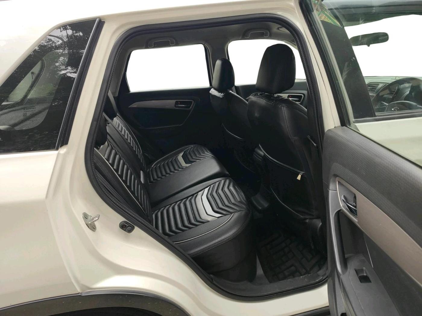 2018 Maruti Vitara Brezza ZDI, Diesel, Manual, 1,18,624 km, interior