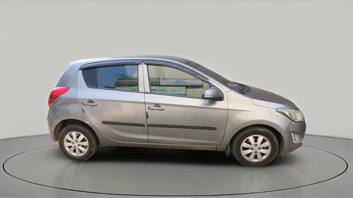 2013 Hyundai i20 SPORTZ 1.4 CRDI, Diesel, Manual, 1,44,956 km, exterior