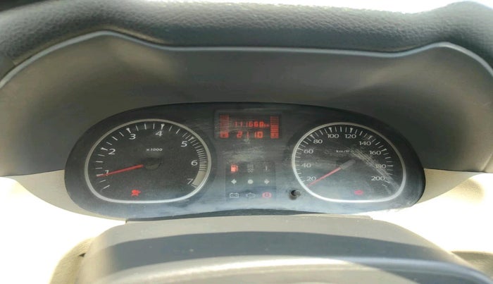 2014 Renault Duster 85 PS RXL DIESEL (OPT), Diesel, Manual, 1,11,668 km, interior