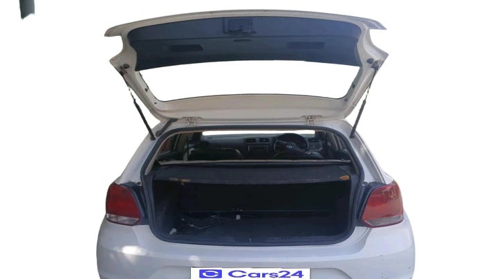 2014 Volkswagen Polo COMFORTLINE 1.2L, Diesel, Manual, 1,33,313 km, exterior