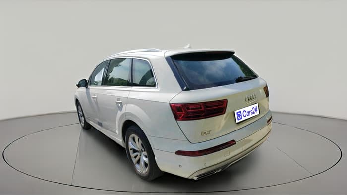 2019 Audi Q7 45 TDI QUATTRO PREMIUM PLUS, Diesel, Automatic, 1,21,567 km, exterior