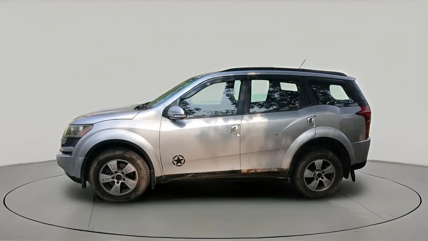 2012 Mahindra XUV500 W8, Diesel, Manual, 1,00,603 km, exterior