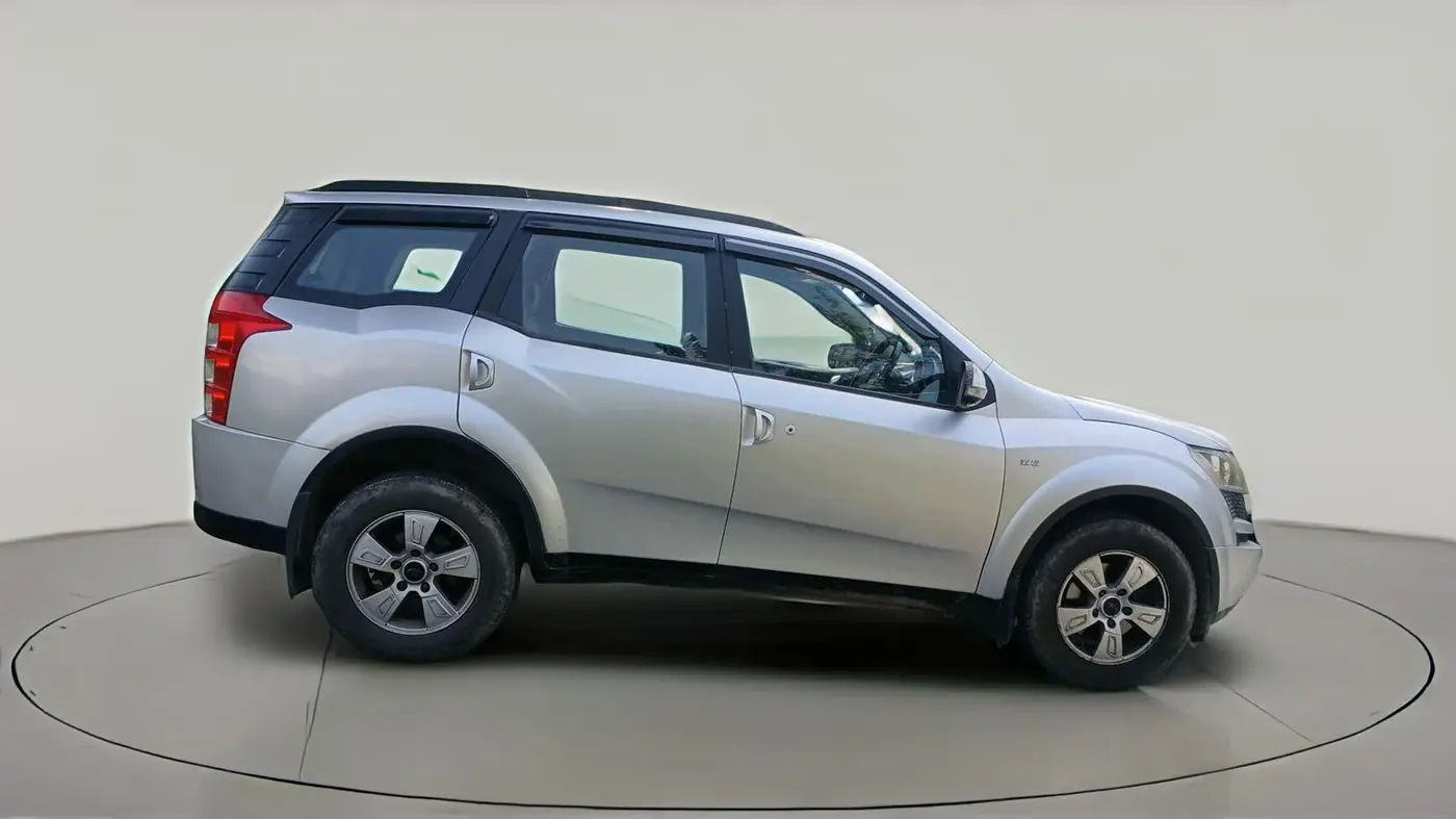 2012 Mahindra XUV500 W8, Diesel, Manual, 1,00,603 km, exterior