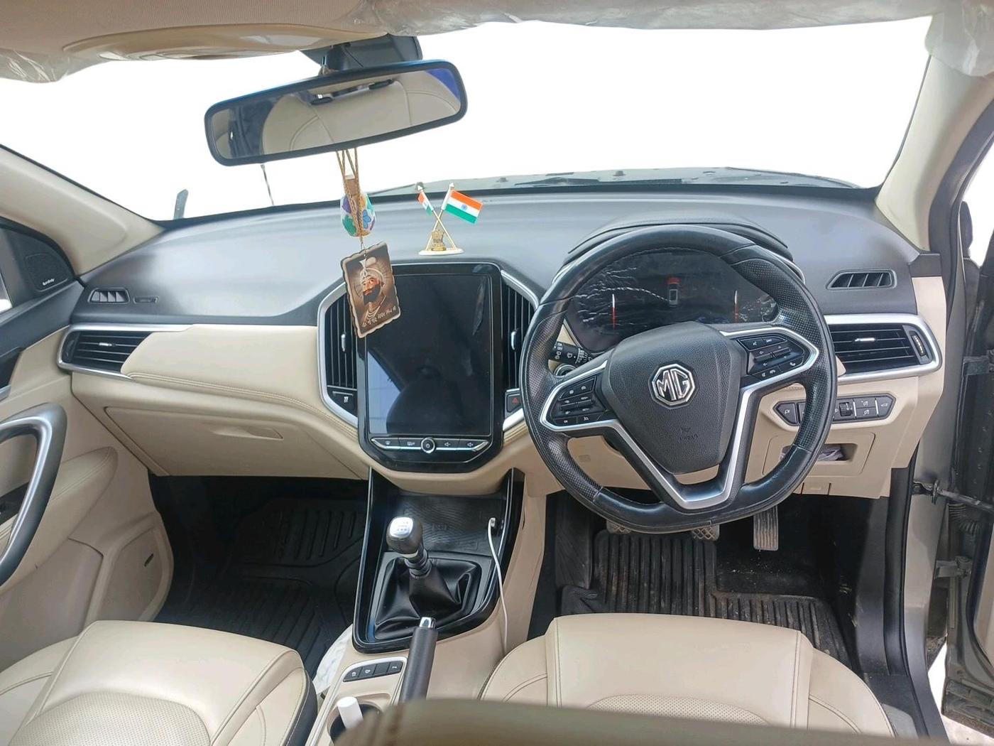 2021 MG HECTOR SHARP HYBRID 1.5 PETROL, Petrol, Manual, 1,04,026 km, interior