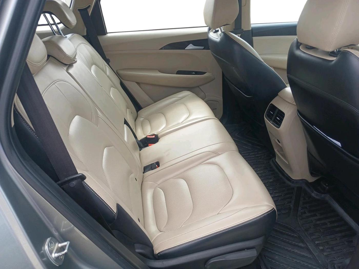 2021 MG HECTOR SHARP HYBRID 1.5 PETROL, Petrol, Manual, 1,04,026 km, interior