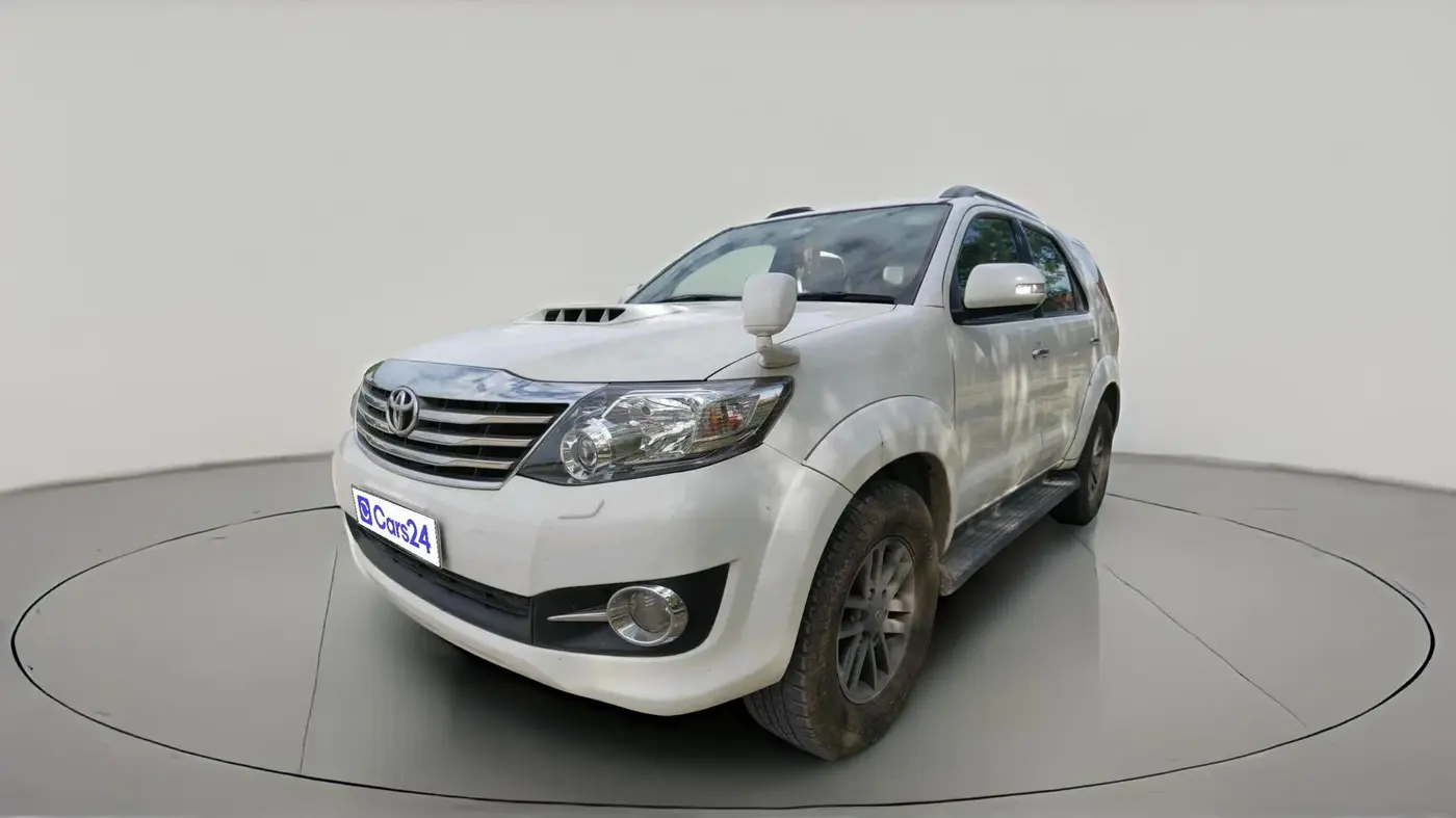 2016 Toyota Fortuner 3.0 4X4 MT, Diesel, Manual, 1,39,250 km, exterior