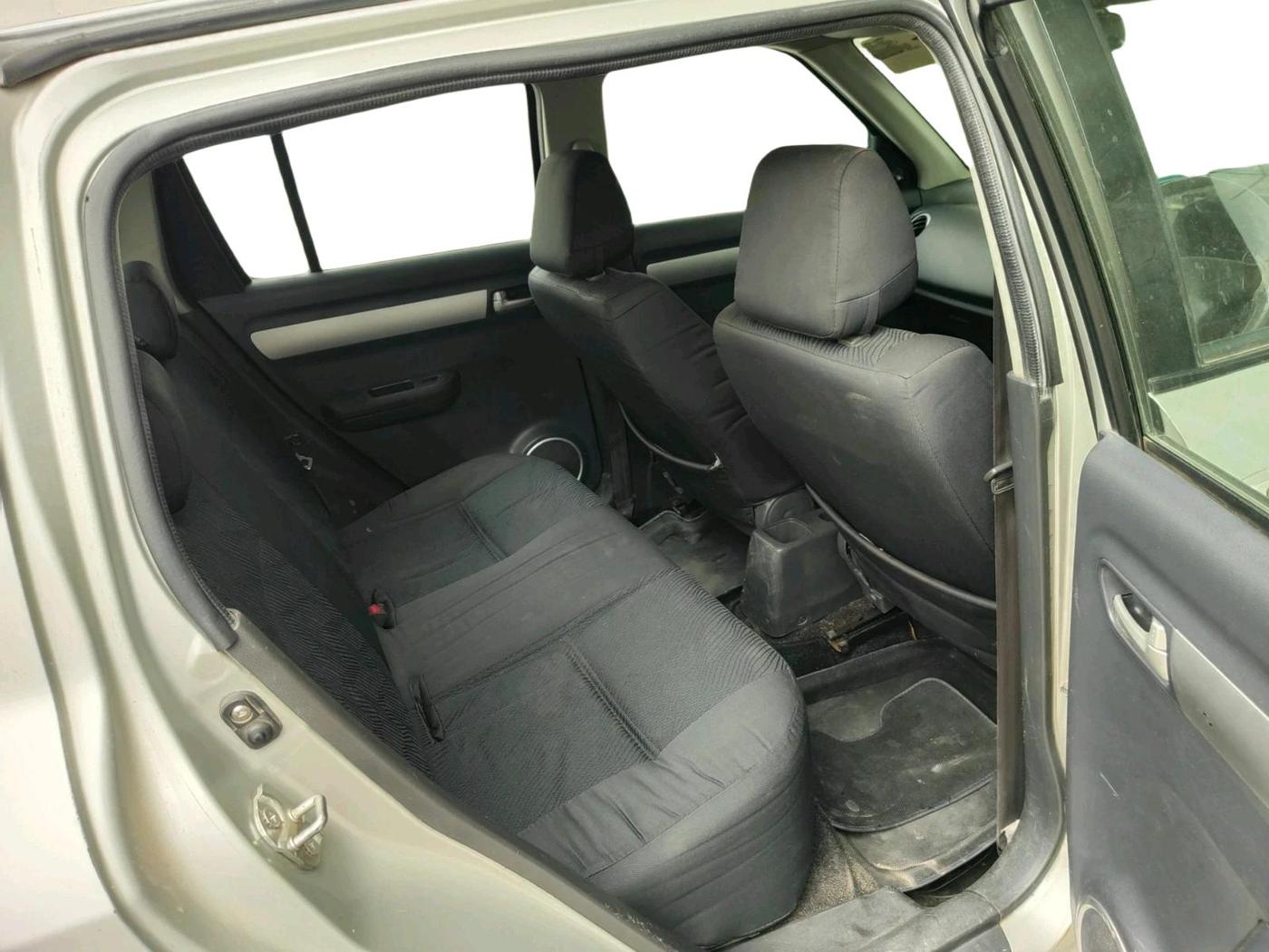 2011 Maruti Swift VDI, Diesel, Manual, 1,11,759 km, interior