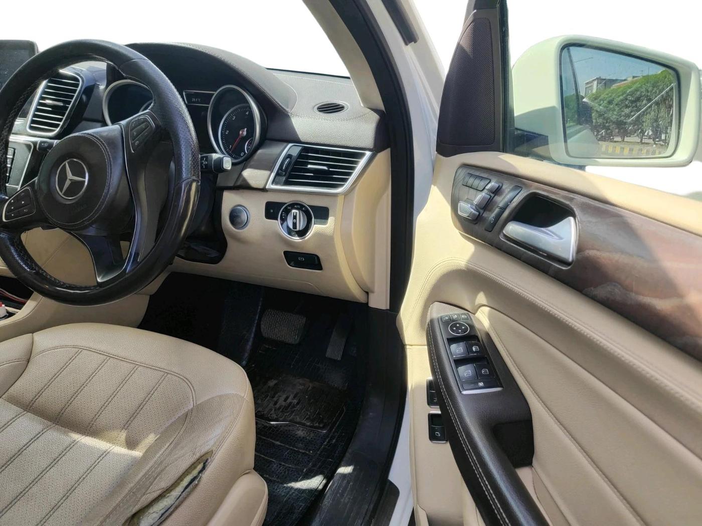 2017 Mercedes Benz GLS 350D, Diesel, Automatic, 1,01,722 km, interior
