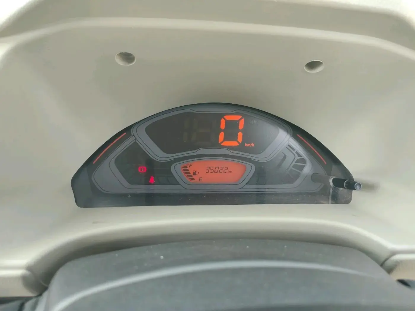 2023 Maruti Eeco 5 STR AC, Petrol, Manual, 35,022 km, interior