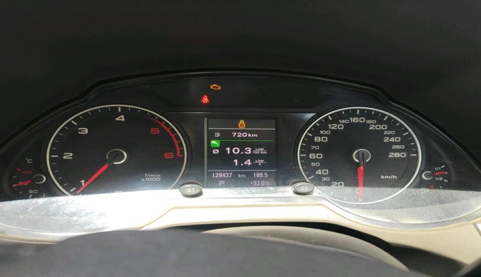 2012 Audi Q5 2.0 TDI QUATTRO, Diesel, Automatic, 1,29,437 km, interior