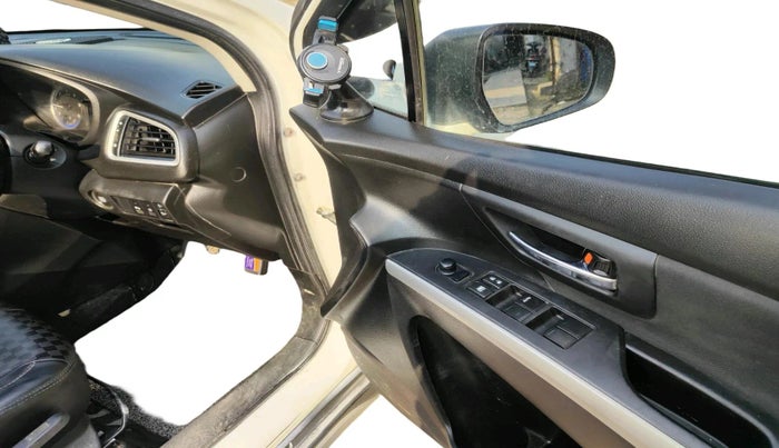 2016 Maruti S Cross ZETA 1.3, Diesel, Manual, 92,936 km, interior
