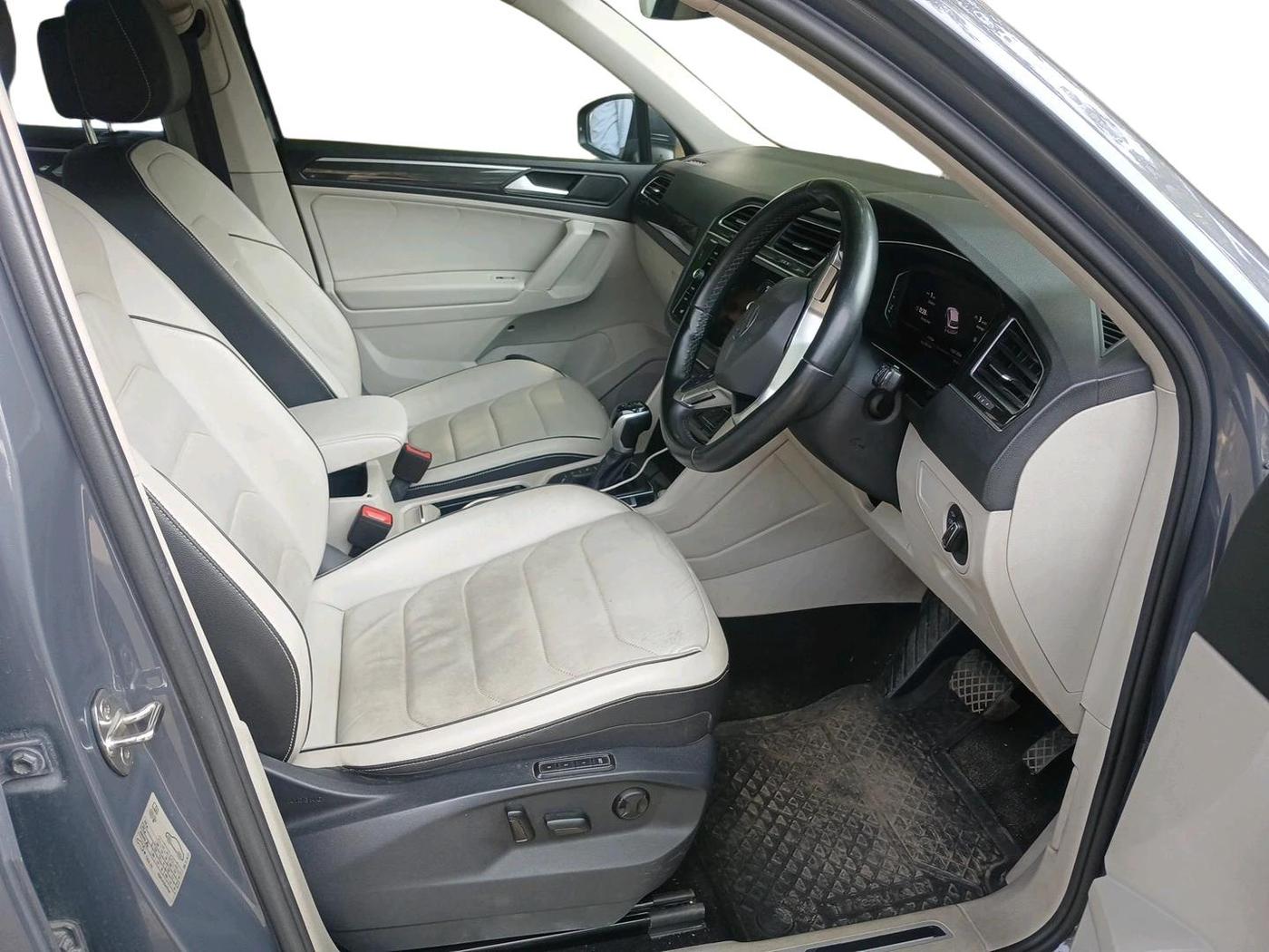 2023 Volkswagen TIGUAN ELEGANCE 2.0 TSI DSG, Petrol, Automatic, 81,051 km, interior