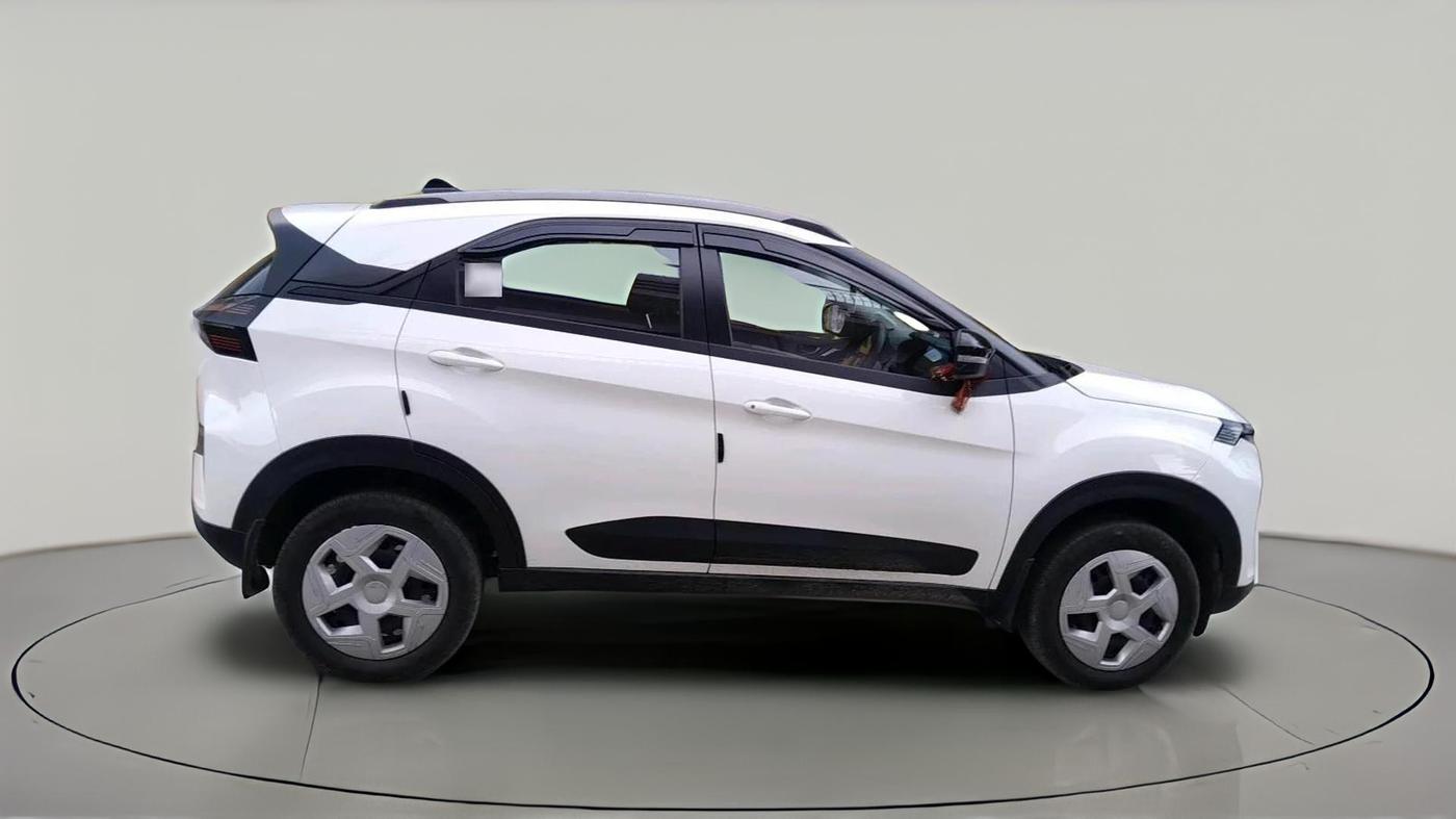 2025 Tata NEXON Pure Plus (S) 1.2 Petrol 6MT, Petrol, Manual, 16,452 km, exterior