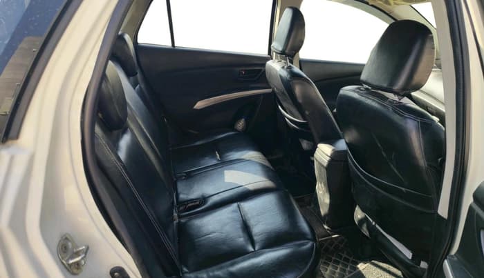 2015 Maruti S Cross DELTA 1.6, Diesel, Manual, 2,97,330 km, interior