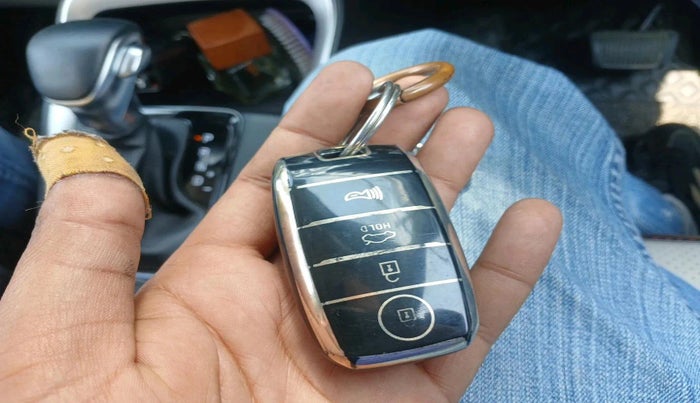 2023 KIA SONET HTX 1.0 DCT, Petrol, Automatic, 29,874 km, interior