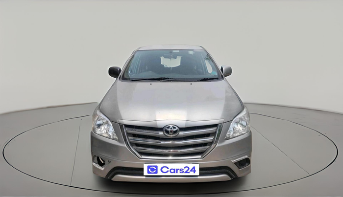 2016 Toyota Innova 2.5 GX 7 STR, Diesel, Manual, 1,04,341 km, exterior