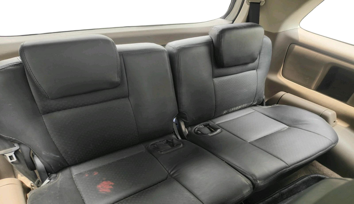 2016 Toyota Innova 2.5 GX 7 STR, Diesel, Manual, 1,04,341 km, interior