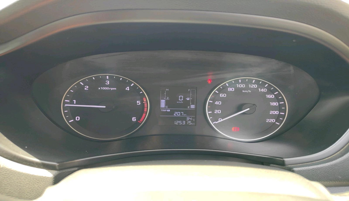 2016 Hyundai i20 Active 1.4 S, Diesel, Manual, 1,25,315 km, interior