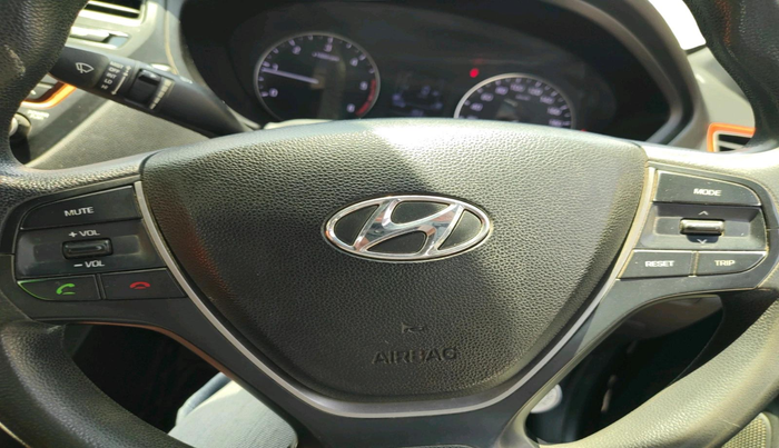 2016 Hyundai i20 Active 1.4 S, Diesel, Manual, 1,25,315 km, interior