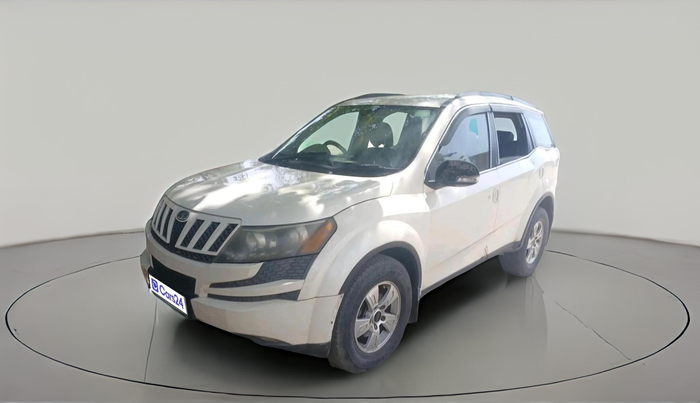 2013 Mahindra XUV500 W8, Diesel, Manual, 2,56,135 km, exterior