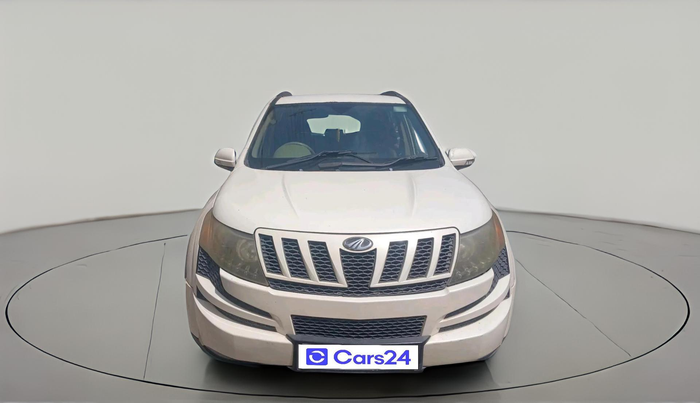 2013 Mahindra XUV500 W8, Diesel, Manual, 2,56,135 km, exterior