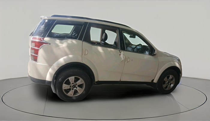 2013 Mahindra XUV500 W8, Diesel, Manual, 2,56,135 km, exterior
