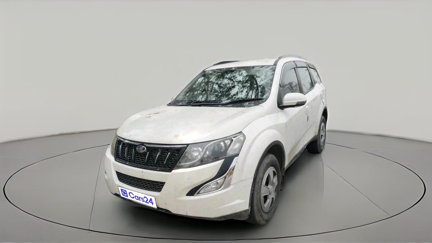 2016 Mahindra XUV500 W6 1.99, Diesel, Manual, 1,13,264 km, exterior