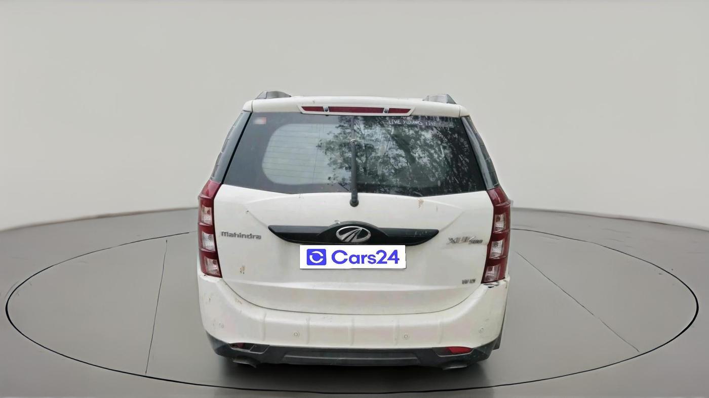 2016 Mahindra XUV500 W6 1.99, Diesel, Manual, 1,13,264 km, exterior