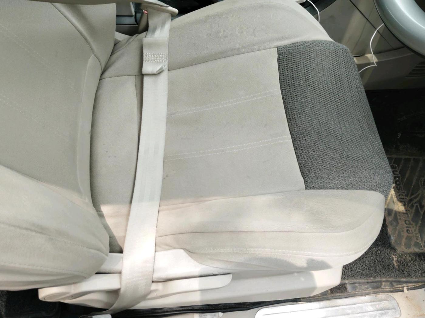 2016 Mahindra XUV500 W6 1.99, Diesel, Manual, 1,13,264 km, interior